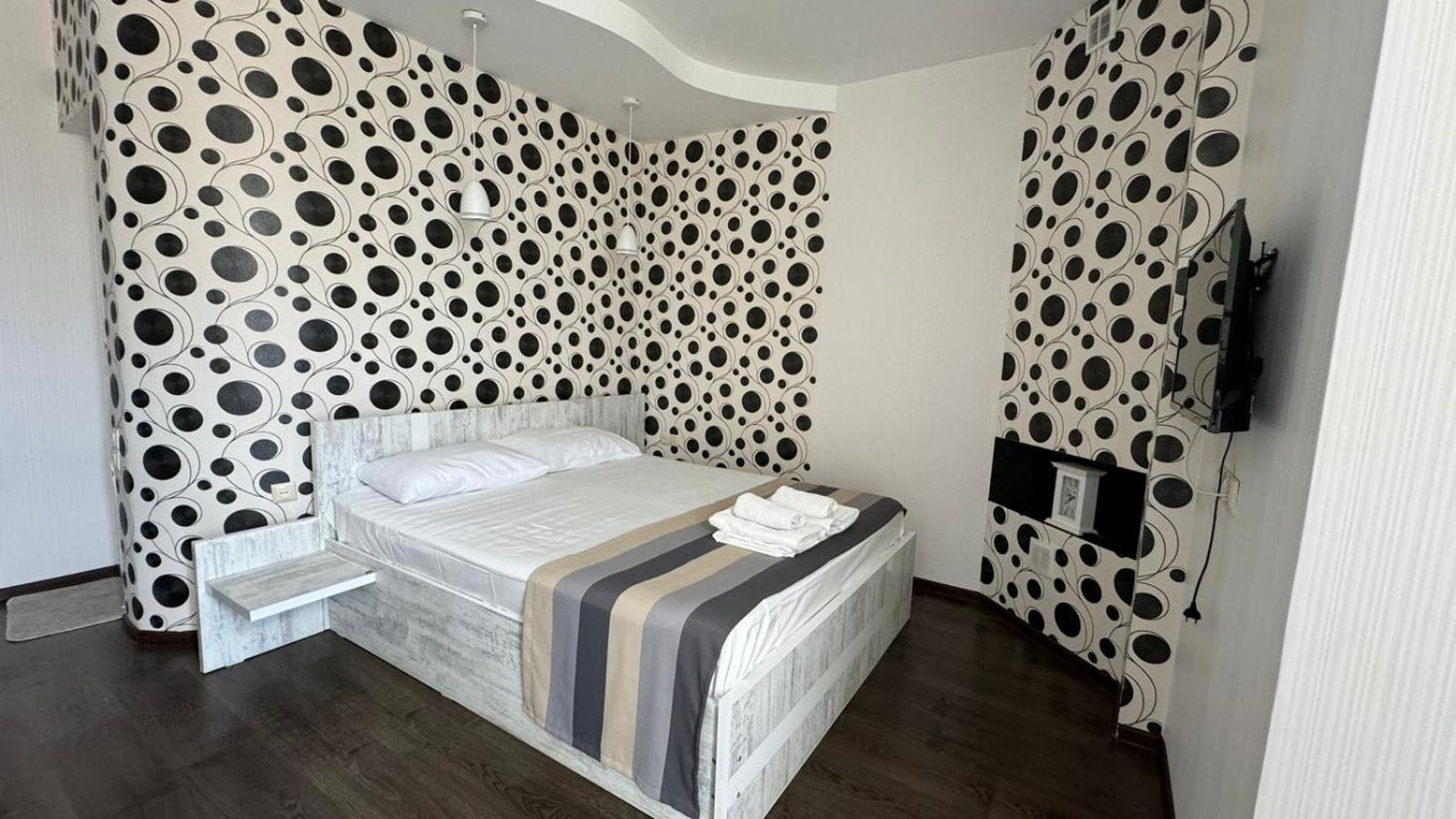 Hotel White House Anaklia Bagian luar foto