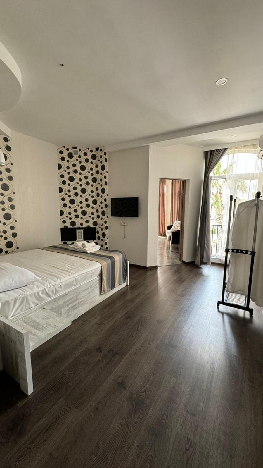 Hotel White House Anaklia Bagian luar foto