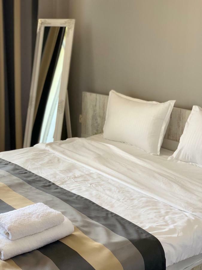 Hotel White House Anaklia Bagian luar foto