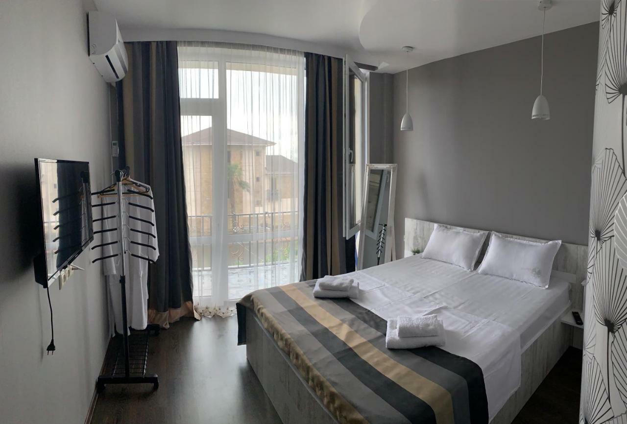 Hotel White House Anaklia Bagian luar foto